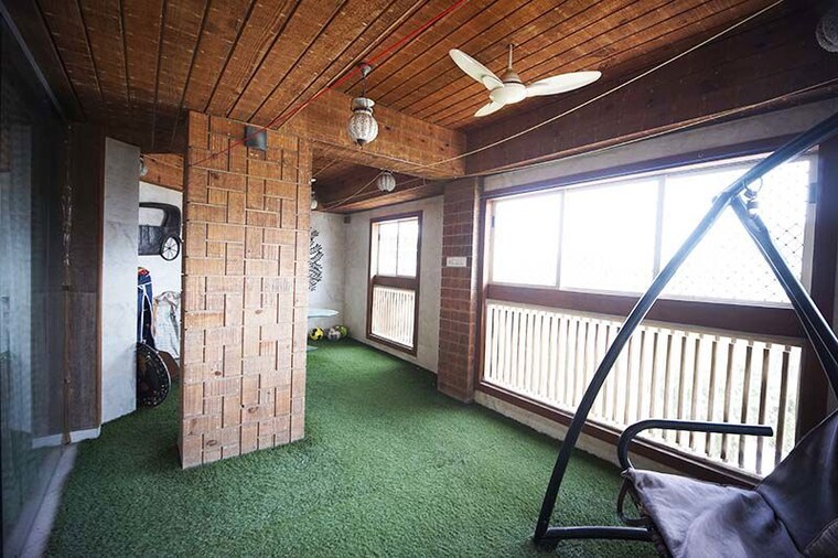  Parking, navrangpura 6 Bedroom 340 Sq.Yd. Apartment In Navrangpura Ahmedabad 10482697