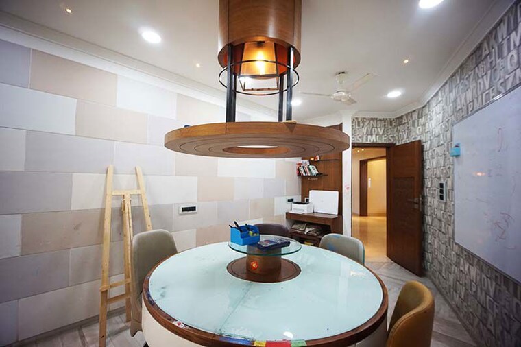 Bathroom, navrangpura 6 Bedroom 340 Sq.Yd. Apartment In Navrangpura Ahmedabad 10482697