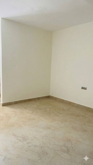 Room in 1 RK Apartment at Friends Colony – for Rent