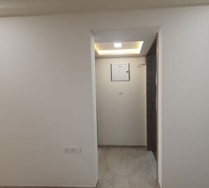 Room in 1 BHK Apartment at Srishti Harmony 3 Phase 1, Andheri East – for Rent