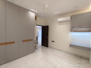 Room in 3 BHK Apartment at Sumadhura Olumpus, Nanakramguda – for Rent