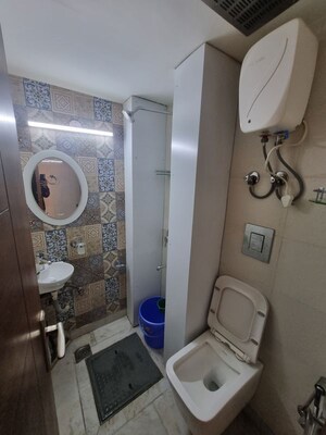 Attached Bathroom in 1 RK Apartment at Madangir – for Rent