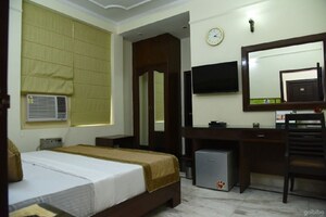 Bedroom in  Pg at Sector 41 – for Rent