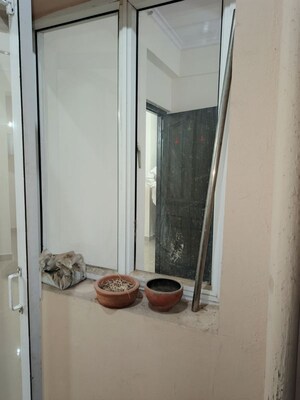 Bathroom in 2.5 BHK Apartment at JM Florance, Tech Zone 4 Greater Noida – for Rent