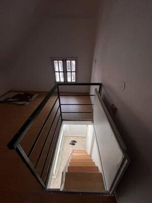 Staircase in 2 BHK Apartment at Frazer Town – for Rent