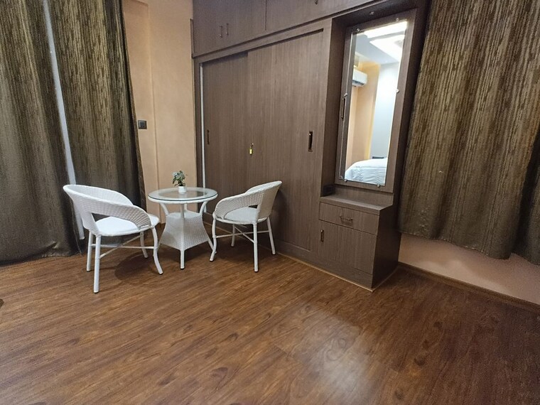 Room, albert-court 3 Bedroom 2100 Sq.Ft. Apartment In Richmond Town Bangalore 10490325