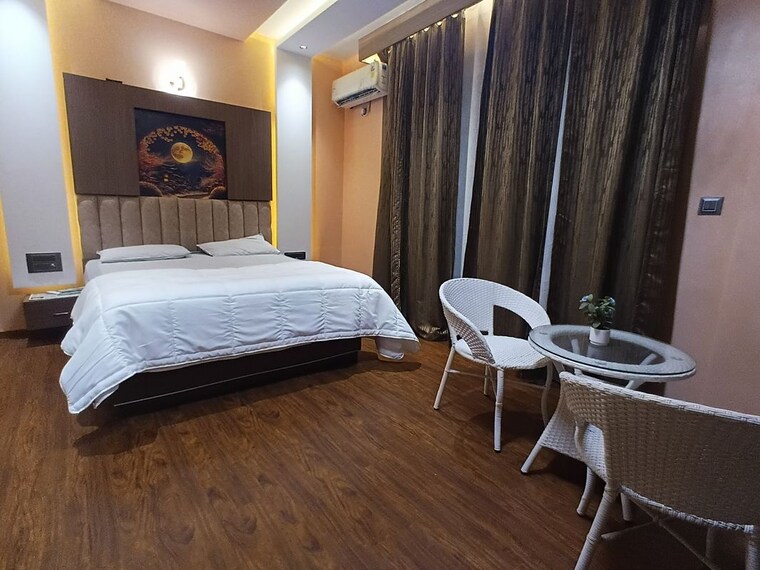 Bedroom, albert-court 3 Bedroom 2100 Sq.Ft. Apartment In Richmond Town Bangalore 10490325