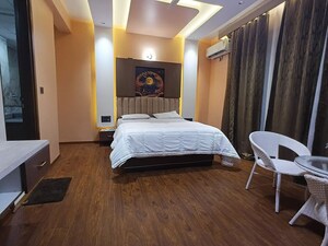 Bedroom in 3 BHK Apartment at Albert Court, Richmond Town – for Rent