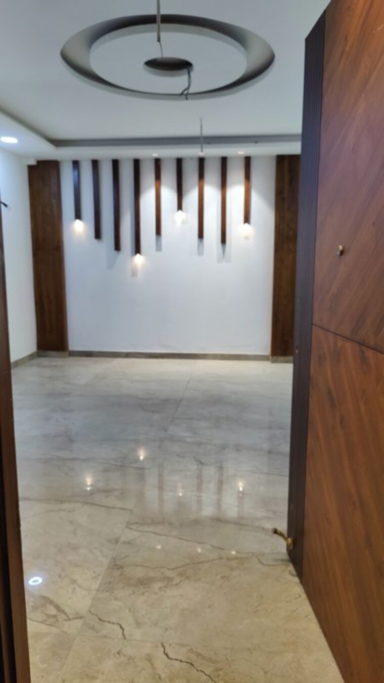 Room, green fields colony 4 Bedroom 2665 Sq.Ft. Builder Floor In Green Fields Colony Faridabad 10490339