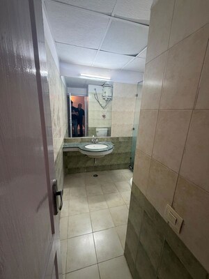 Bathroom in 3 BHK Apartment at Bestech Park View City 2, Sector 49 – for Rent