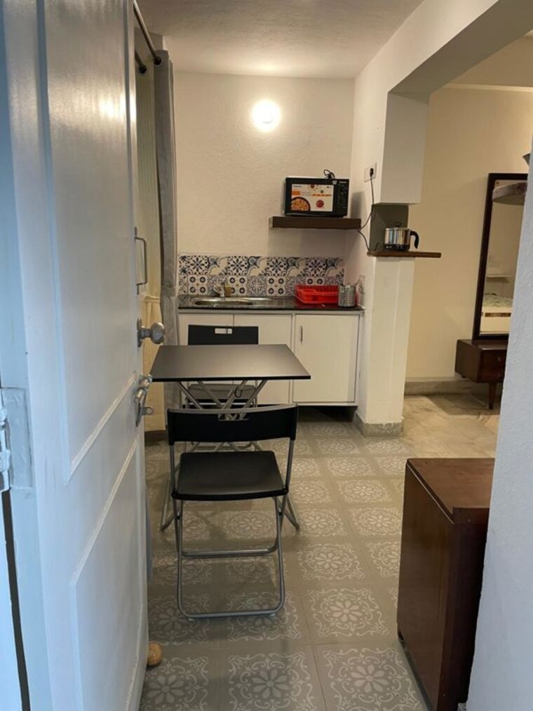 Team Area, hm-memphis 1 Bedroom 300 Sq.Ft. Apartment In Richmond Town Bangalore 10490351