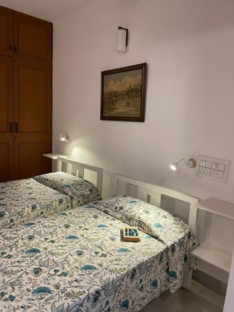 Bedroom, hm-memphis 1 Bedroom 300 Sq.Ft. Apartment In Richmond Town Bangalore 10490351