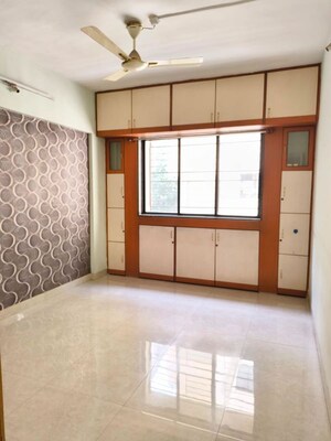 Room in 2 BHK Apartment at Aditya Guruganesh Nagar Phase I, Kothrud – for Rent