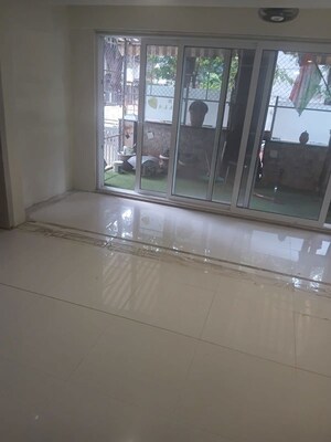 1 RK Apartment For Rent in Vileparle Prarthana CHS, Vile Parle East