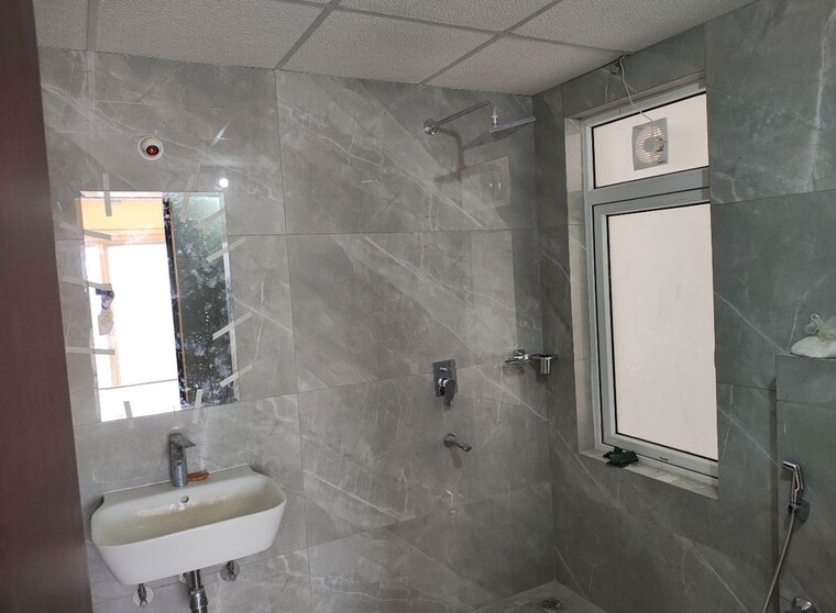Bathroom, lansum-el-dorado 3 Bedroom 1860 Sq.Ft. Apartment In Narsingi Hyderabad 10490394