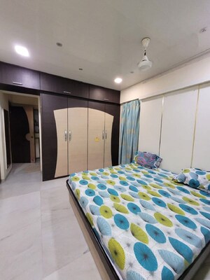 Bedroom in 3 BHK Apartment at Bandra West – for Rent
