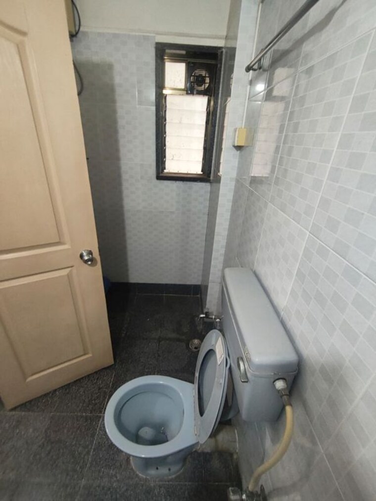 Bathroom, crystal-garden-estate-chs 2 Bedroom 750 Sq.Ft. Apartment In Manpada Thane 10490404