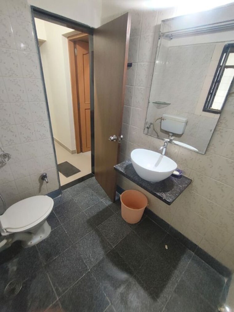 Bathroom, crystal-garden-estate-chs 2 Bedroom 750 Sq.Ft. Apartment In Manpada Thane 10490404