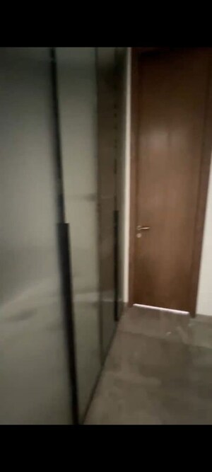 Building Lobby in 4 BHK Apartment at Prestige Jasdan Classic, Mahalaxmi – for Rent