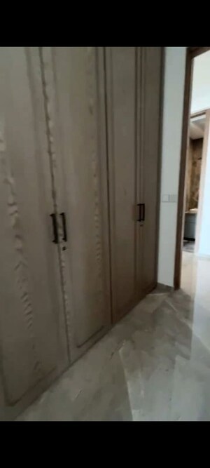 Building Lobby in 4 BHK Apartment at Prestige Jasdan Classic, Mahalaxmi – for Rent
