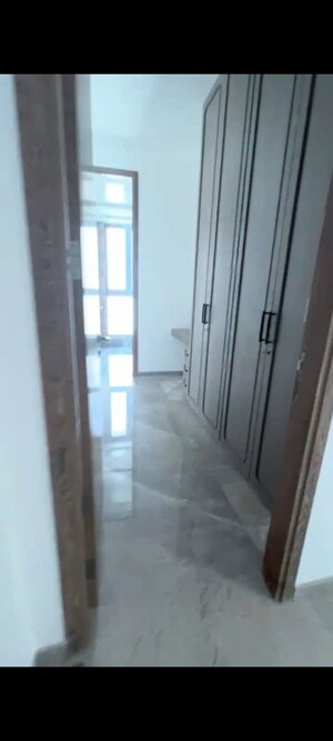 Building Lobby in 4 BHK Apartment at Prestige Jasdan Classic, Mahalaxmi – for Rent