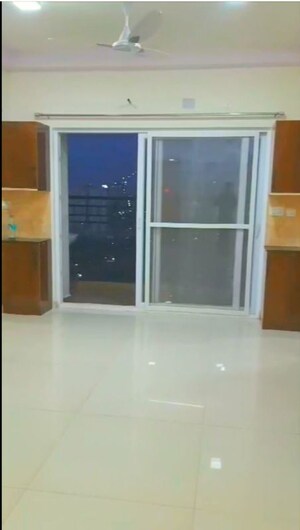 Room in 2.5 BHK Apartment at Prestige Tranquil, Kokapet – for Rent