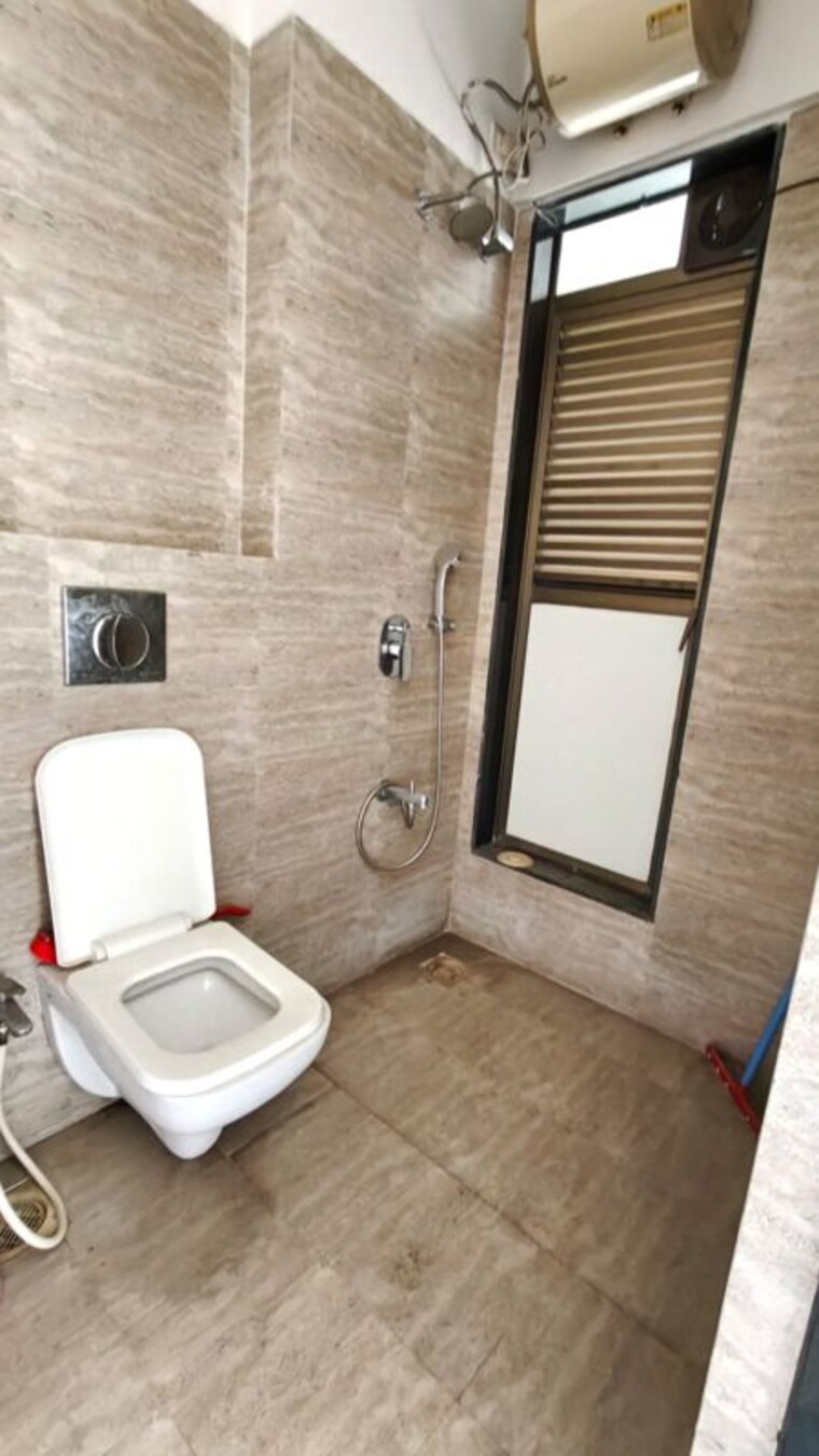 Bathroom, kanakia-levels 3 Bedroom 1050 Sq.Ft. Apartment In Malad East Mumbai 10490425