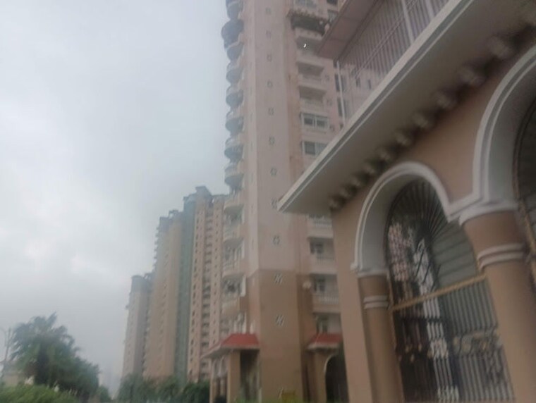 Exterior View, amrapali-sapphire 3 Bedroom 1640 Sq.Ft. Apartment In Sector 45 Noida 10490329