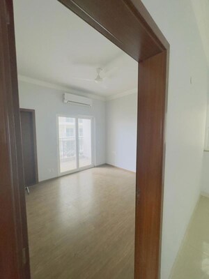 Room in 3 BHK Apartment at Sohna Sector 31 – for Sale