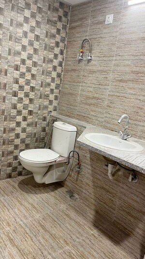 Bathroom in 3.5 BHK Apartment at Irish Pearls, Tech Zone 4 Greater Noida – for Rent
