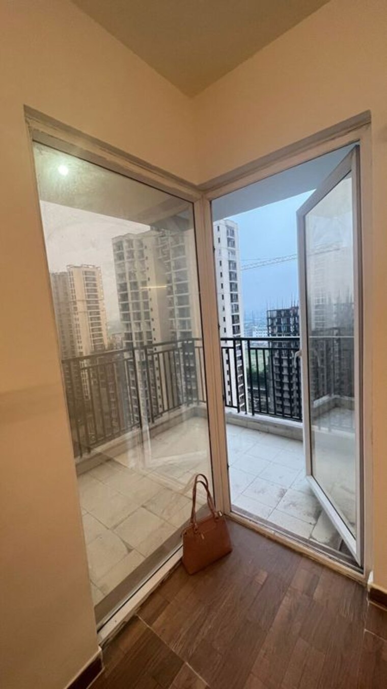 undefined, irish-pearls 3.5 Bedroom 1850 Sq.Ft. Apartment In Tech Zone 4 Greater Noida Greater Noida 10490457