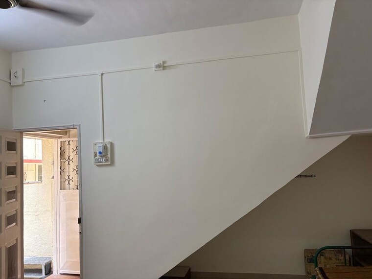 Entrance, shri-senapati-bapat-chs 1 RK 500 Sq.Ft. Apartment In Senapati Bapat Road Pune 10490475