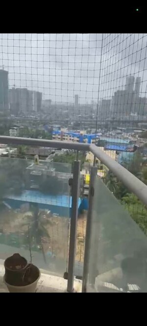 Swimming Pool in 3.5 BHK Apartment at Lotus Apartment Malad, Malad West – for Sale