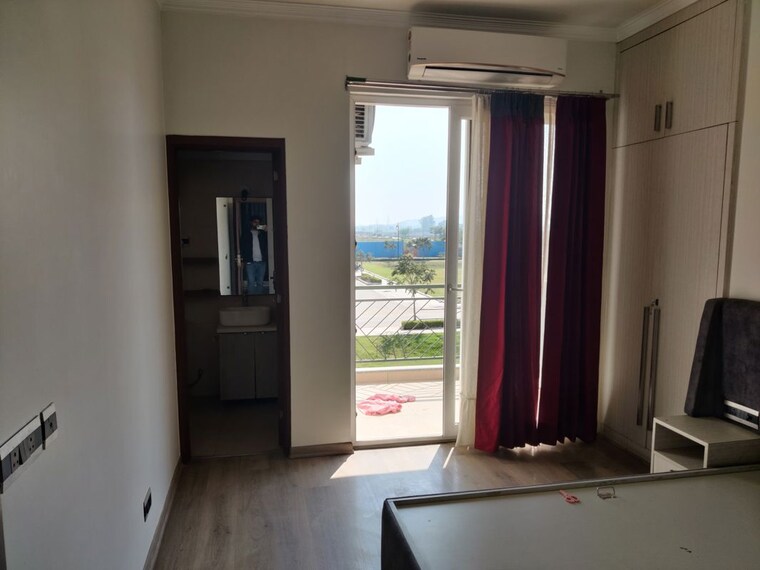 Room, central-park-flower-valley 2.5 Bedroom 1093 Sq.Ft. Builder Floor In Sohna Sector 33 Gurgaon 10490460