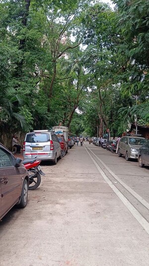 Parking in 1 BHK Apartment at Prabhadevi – for Rent