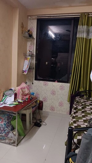 Furnished Amenities in 1 BHK Apartment at Prabhadevi – for Rent