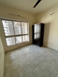 2 BHK Apartment For Rent in Lodha Sterling