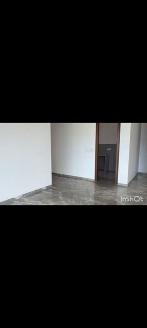 Room in 3 BHK Apartment at Prestige Jasdan Classic, Mahalaxmi – for Rent