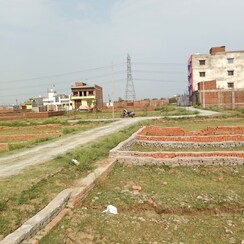 Plot For Sale in Parao