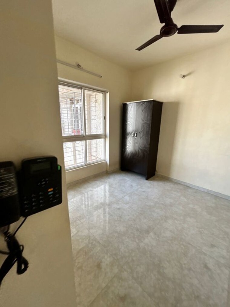 Room, lodha-sterling-tower-h 2 Bedroom 860 Sq.Ft. Apartment In Kolshet Road Thane 10490560