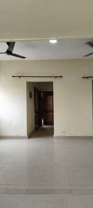 2 BHK Apartment For Sale in Vasant Kunj
