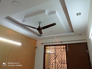 Furnished Amenities in 3 BHK Builder Floor at Tilak Nagar – for Sale