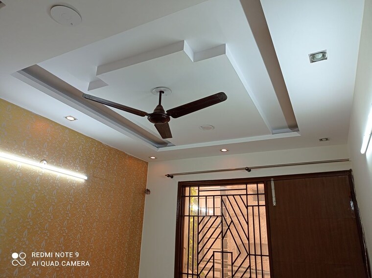 undefined, tilak nagar 3 Bedroom 950 Sq.Ft. Builder Floor In Tilak Nagar Delhi 10490271