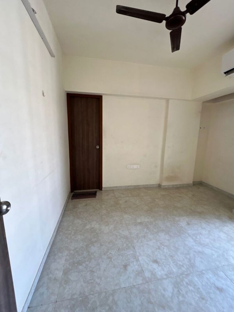 Room, lodha-sterling-tower-k 2 Bedroom 860 Sq.Ft. Apartment In Kolshet Road Thane 10490614
