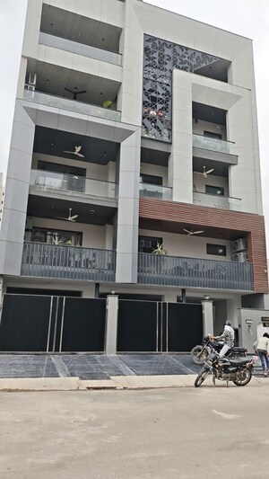 4 BHK Builder Floor – Exterior View View at BPTP Park Central, Sector 85 - for Sale