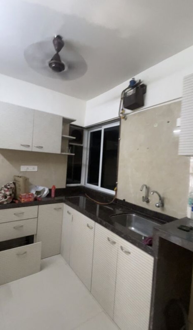Kitchen, hari-pearl-hans-residency 1.5 Bedroom 490 Sq.Ft. Apartment In Kurla Mumbai 10490617