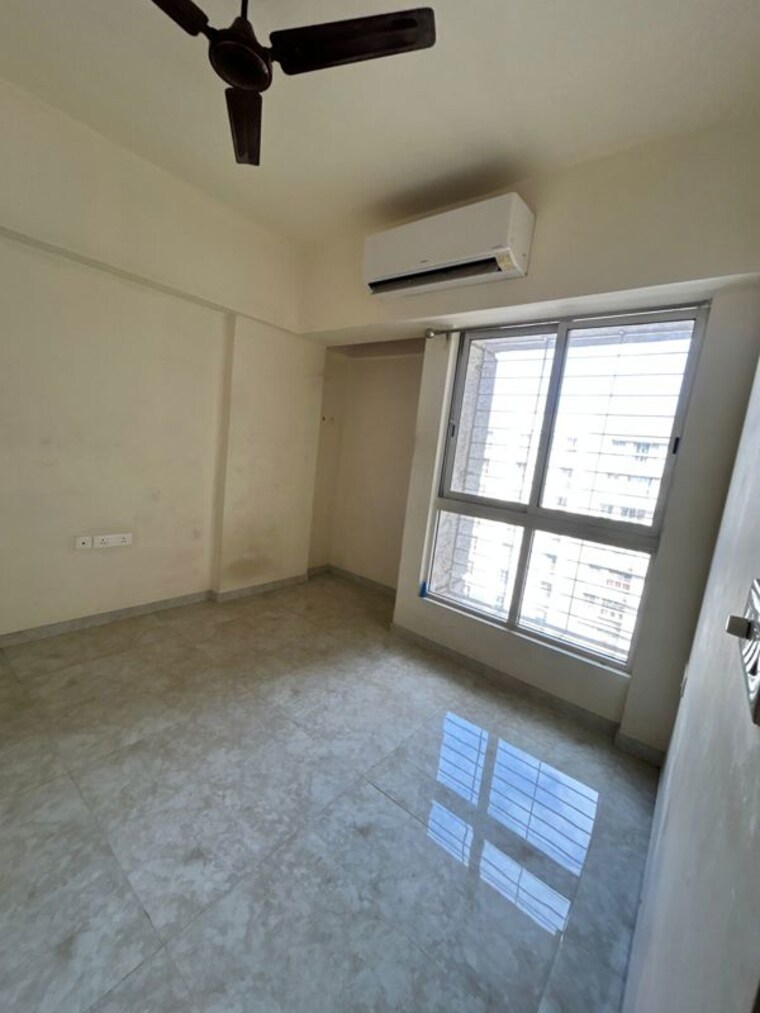 Room, lodha-sterling-tower-k 2 Bedroom 860 Sq.Ft. Apartment In Kolshet Road Thane 10490624