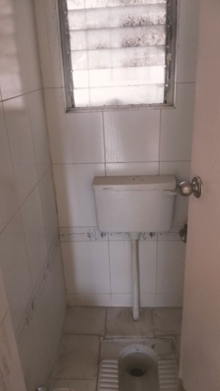 Bathroom, krishna-keval-township 1 Bedroom 660 Sq.Ft. Apartment In Kondhwa Pune 10434059