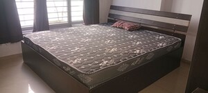 1.5 BHK Apartment For Sale in Amanora Adreno Towers, Hadapsar