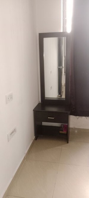 Furnished Amenities in 1.5 BHK Apartment at Amanora Adreno Towers, Hadapsar – for Sale